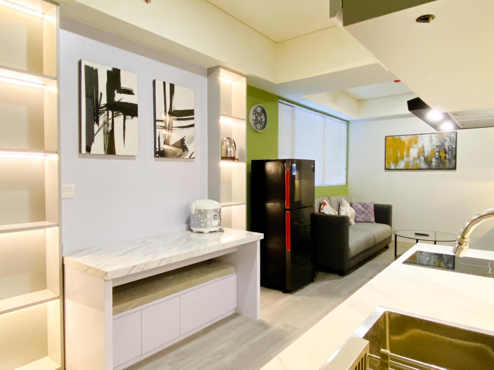 Best Homey 2Br At Meikarta Apartment By Travelio Cikarang Luaran gambar